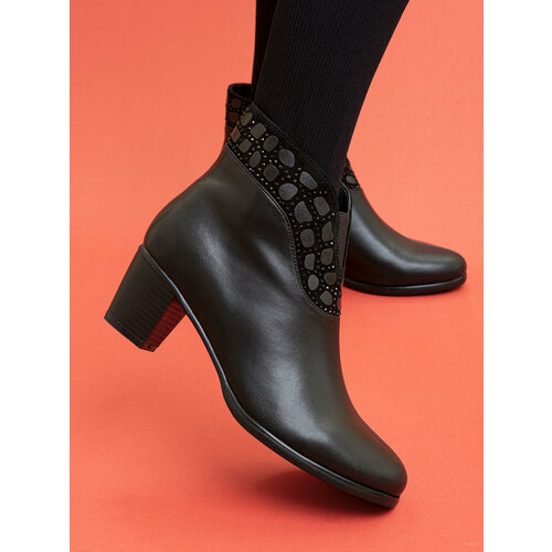 женские ботинки на каблуке baden, черные