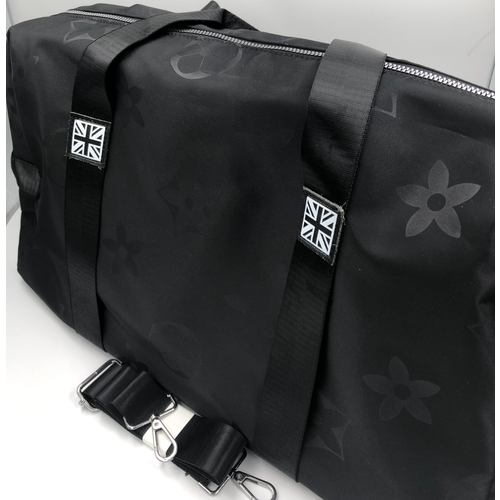 дорожные сумка без бренда, черная