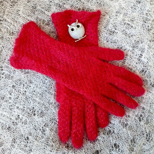 женские перчатки орчанка, красные