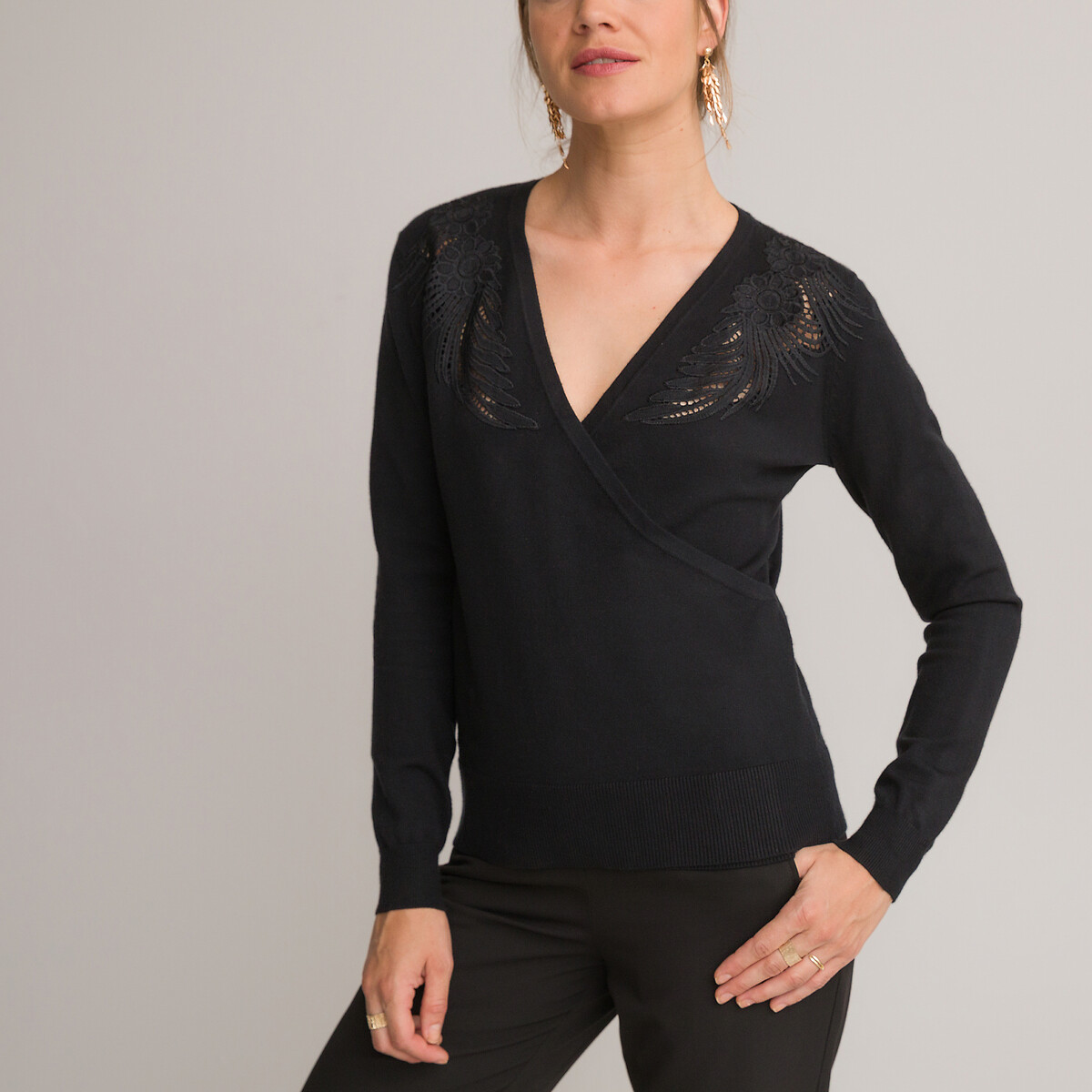 женский пуловер с v-образным вырезом laredoute, черный