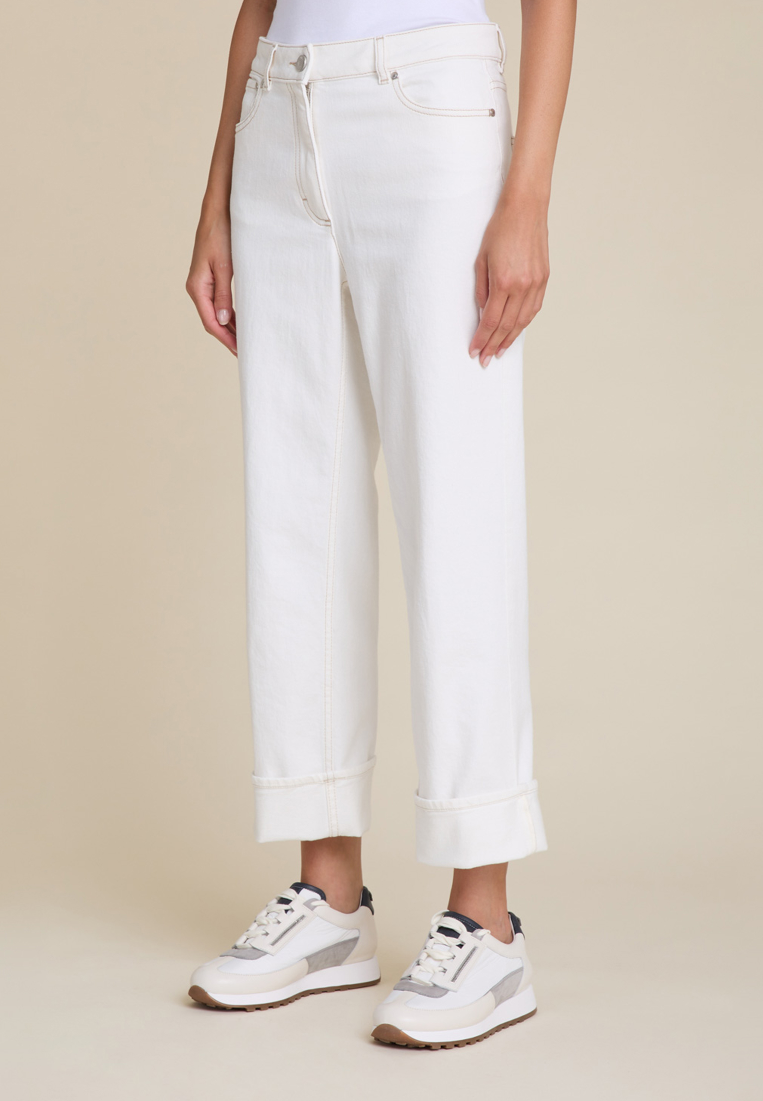 женские укороченные джинсы peserico, белые