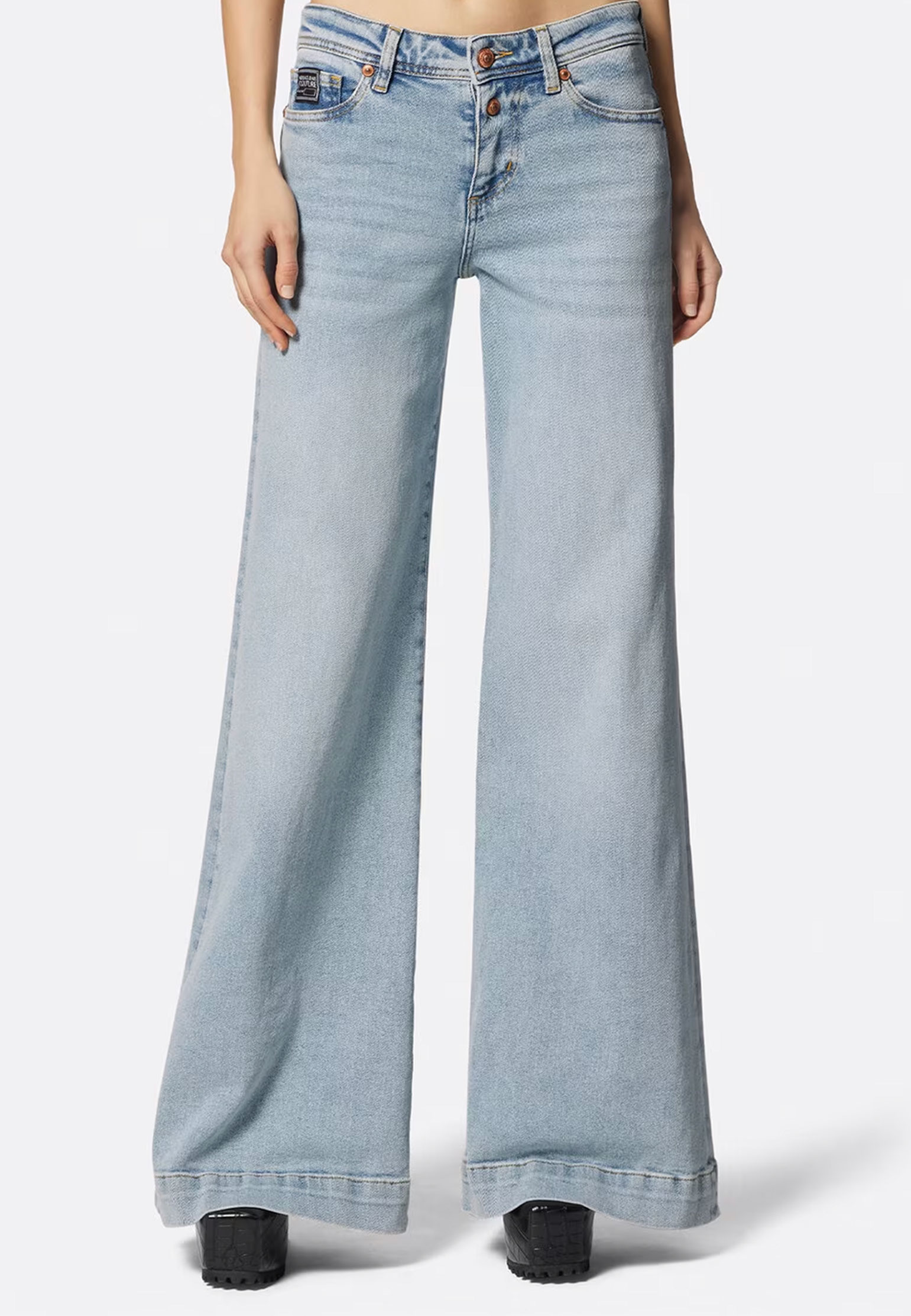 женские джинсы versace, синие